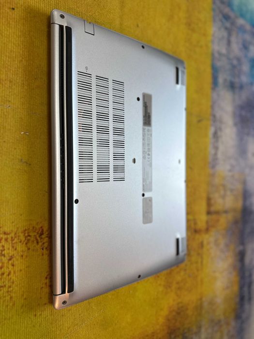 laptop Acer 515, i5 gen 8, octacore, ram 12 gb