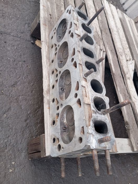Продам головку УАЗ двигатель 417, 469,  газ 21.