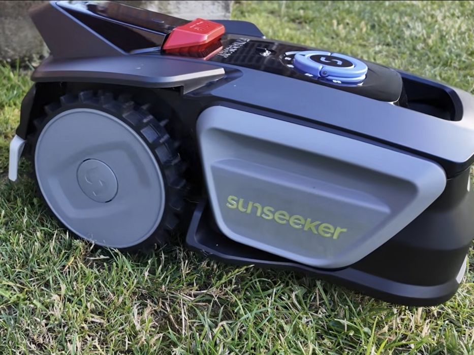 Vand Robot de tuns gazon Sunseeker V1 (Vision AI, Fara fir) – Doar testat, la cutie!