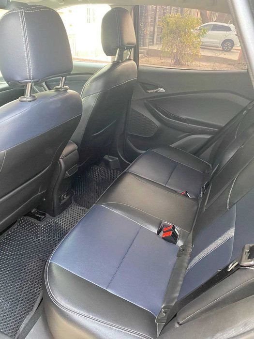 Сотувда Tracker-2 Premier 2023 йил, холати зур.