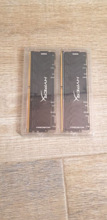 Продавам Ram 2 x 8G HYPER X  Predator DDR4