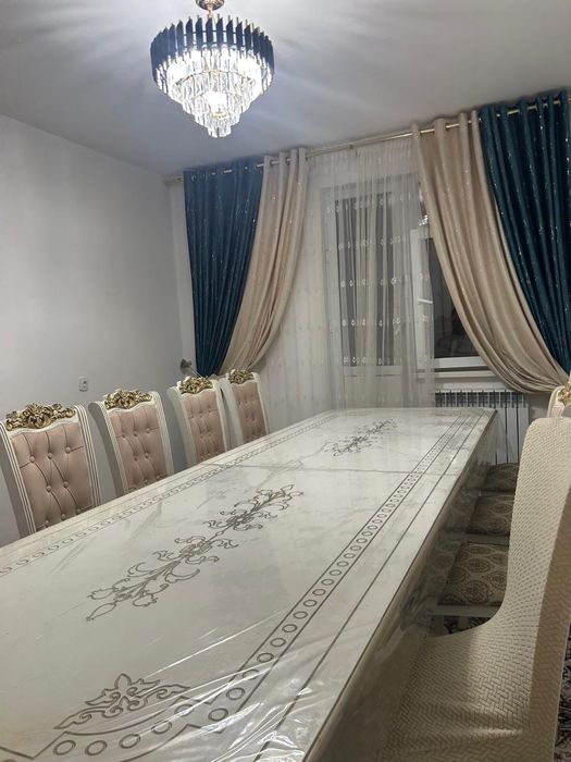 Продам стол со стульями
