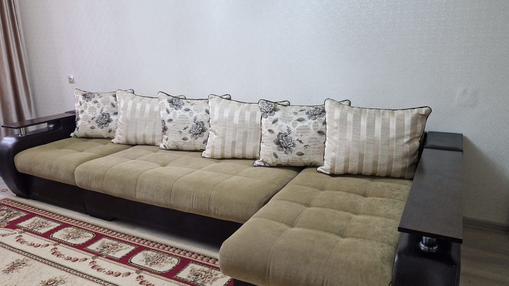 Продам отличный диван