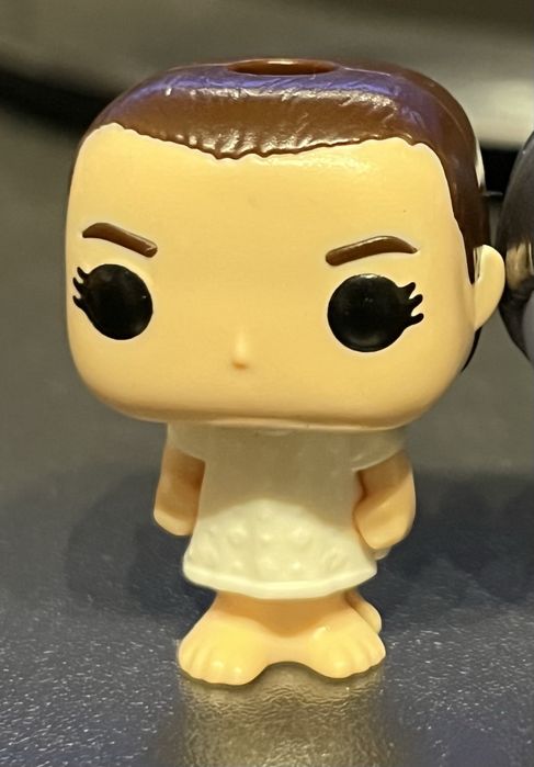 Stranger Things Funko Kinder Joy Eleven 11