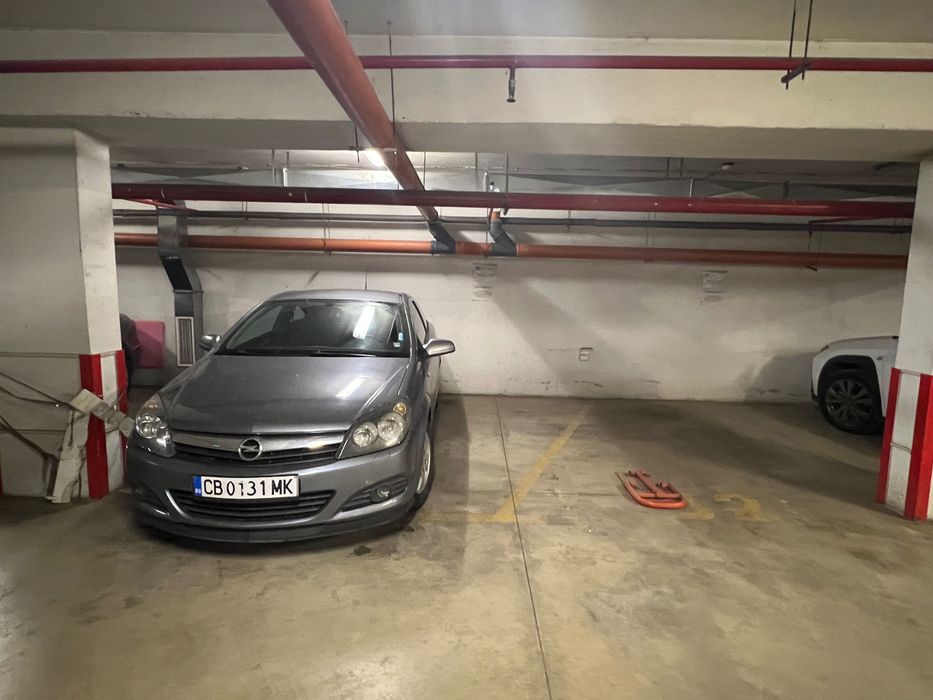 Дава се под наем Гараж / Паркомясто в София, 7-ми 11-ти километър - 20 кв.м за 91.8 € - Снимка #2