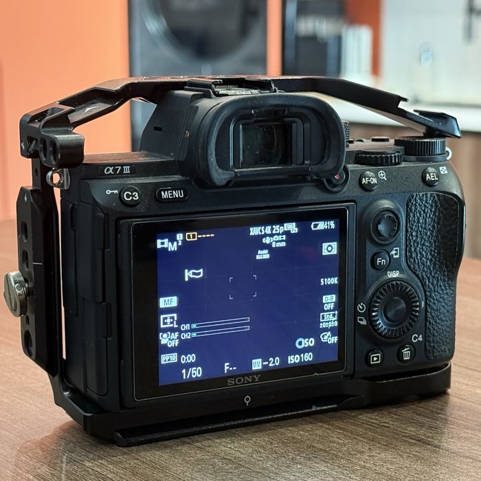 Sony Alpha A7 III (ILCE-7M3) Kit Sony 28-70mm