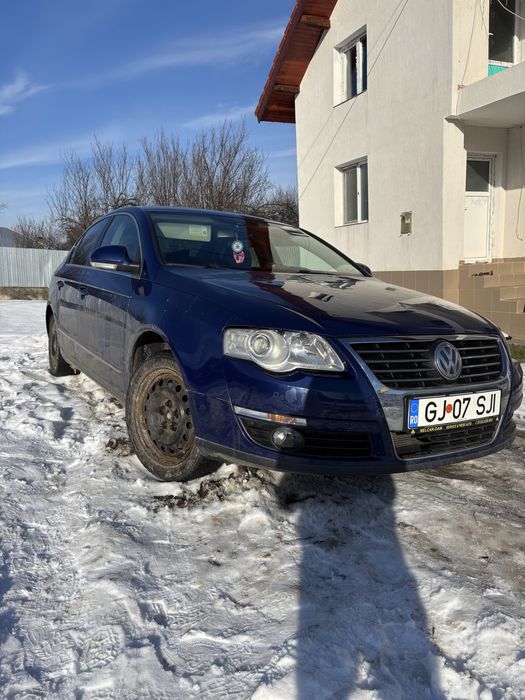 Vand passat b6 1.9D an 2007 sau schimb cu bmw e46 1300€