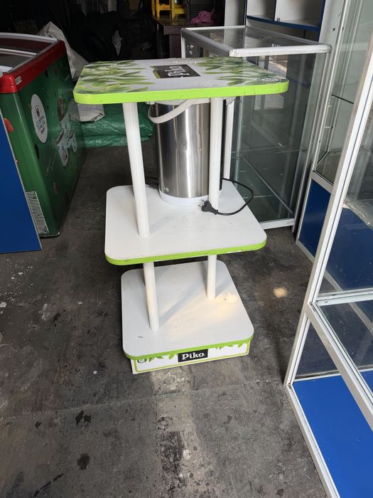 Полка  для магазинов трехярусный бу недорого