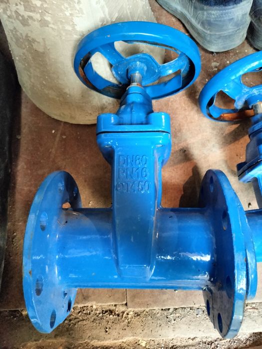 Продам 3 задвижки