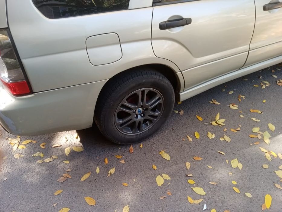 Субару форестер  продам