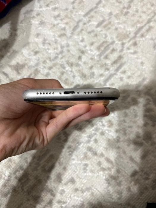 iPhone xr продается