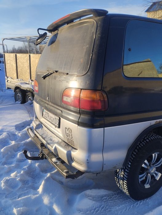 Митсубиси Делика булка 1995