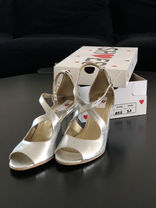 Pantofi piele naturală, mărimea 37