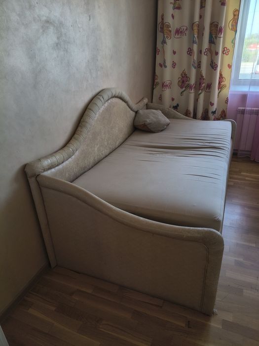 Отдам даром кровать