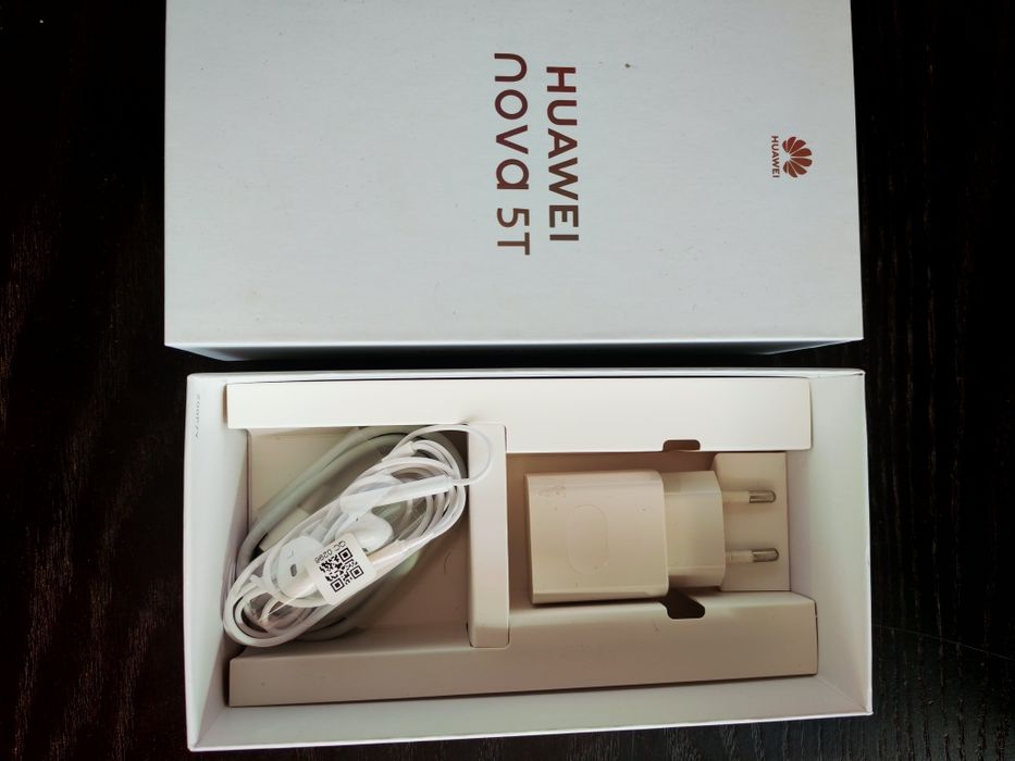 HUAWEI NOVA 5T  Crush Blue