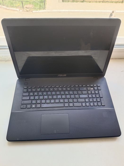 Продается ноутбук ASUS