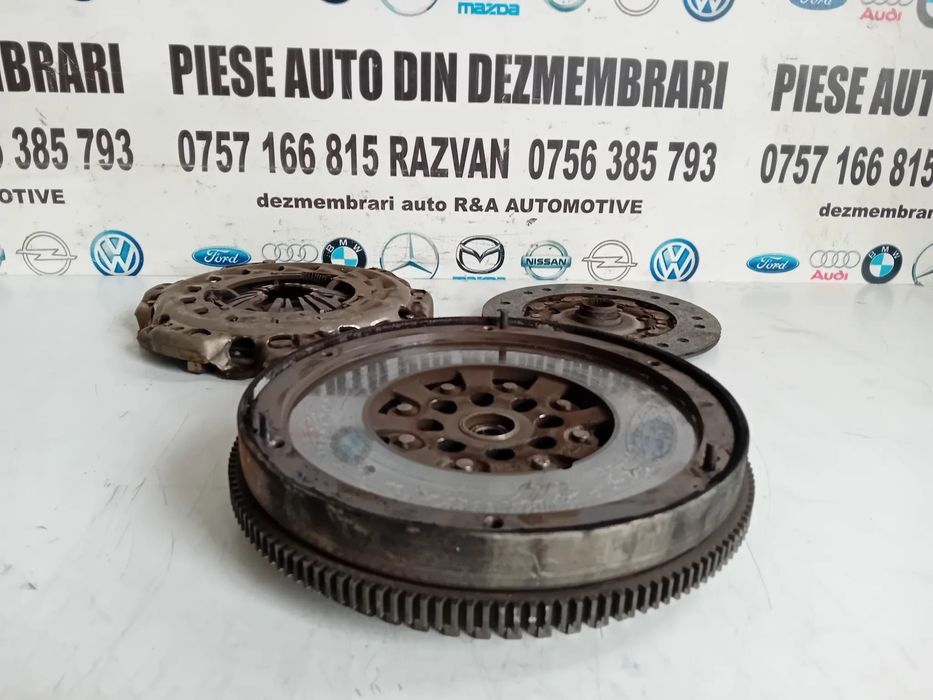Kit Ambreiaj Volanta Masa Dubla Mercedes C Class W204 2.2 Cdi Euro 4 Motor 646811 Cutie Manuala 6+1