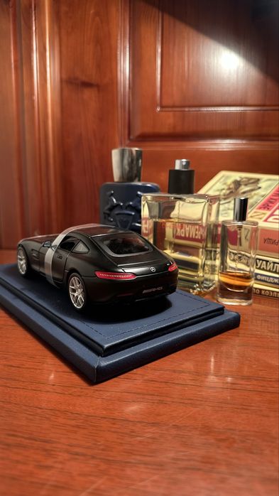 Коллекционные автомобили в подарочных наборах. Premium & Elite Edition