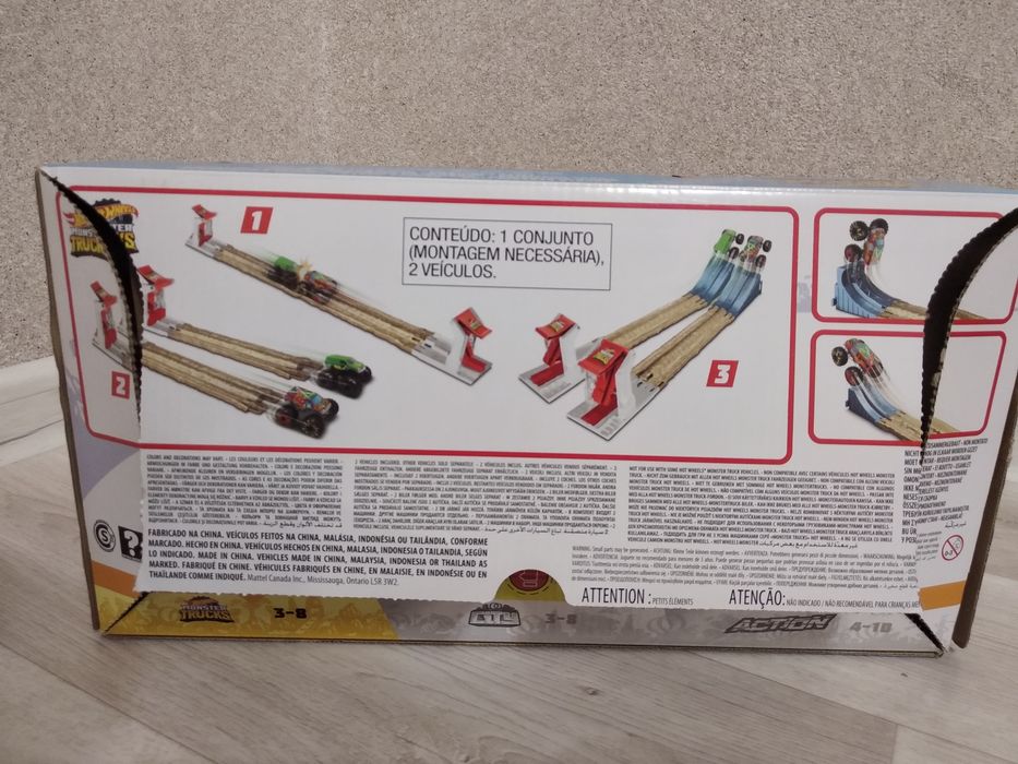 машинки Монстр траки Hot Wheels