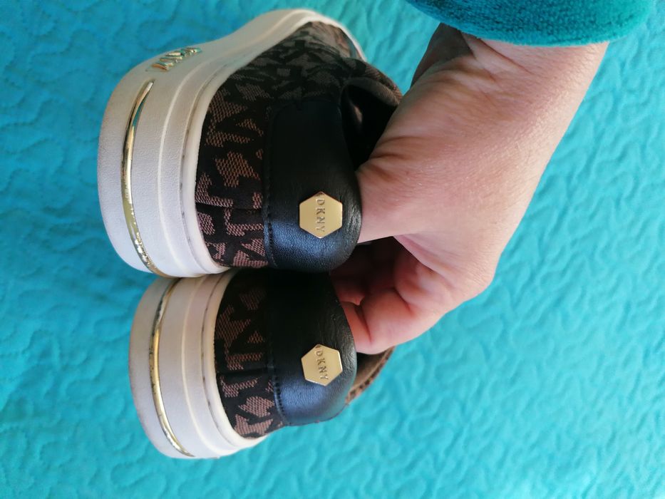 DKNY оригинални кецове