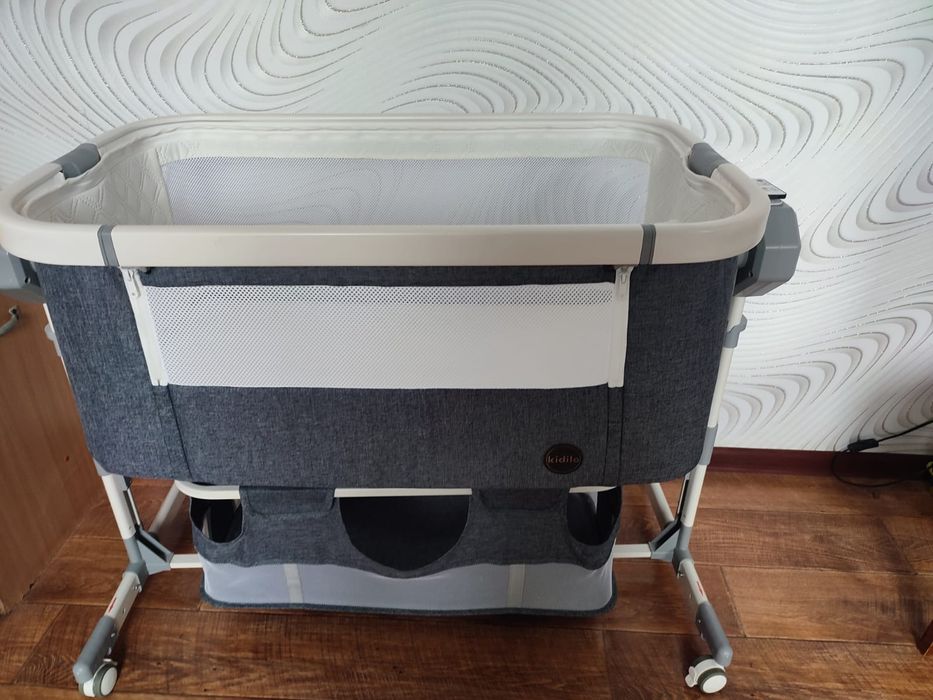 Продам кровать-манеж