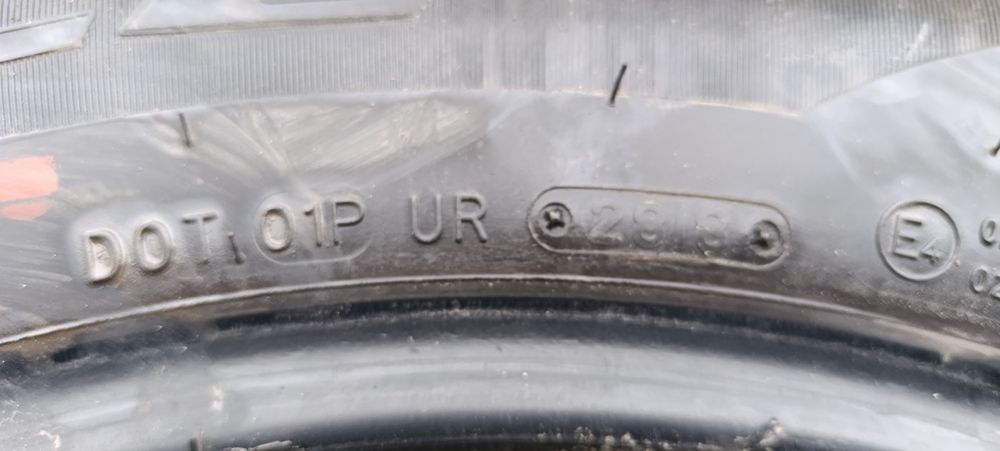 Все сезонни гуми за джип. 2бр.215-65-104 M+S