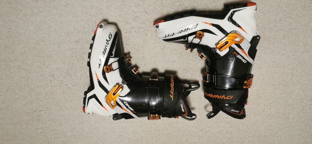 Clapari schi de tura Dynafit One Px