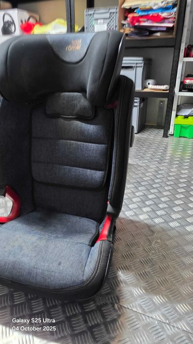 Детско столче за автомобил Britax Römer