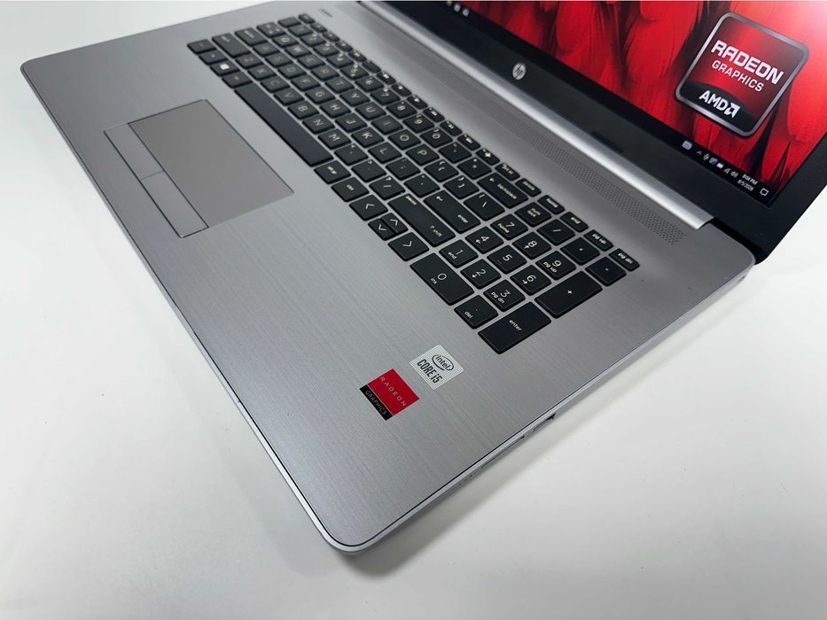 Laptop HP Probook 470 G7 i5-1020u 32 gb ram ddr4 1 tb ssd Radeon Serier Ecran Mare 17 inch Full HD Gama business Windows 11 Factura si Garantie 1 an