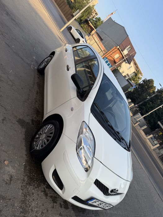 Toyota Yaris Benzina
