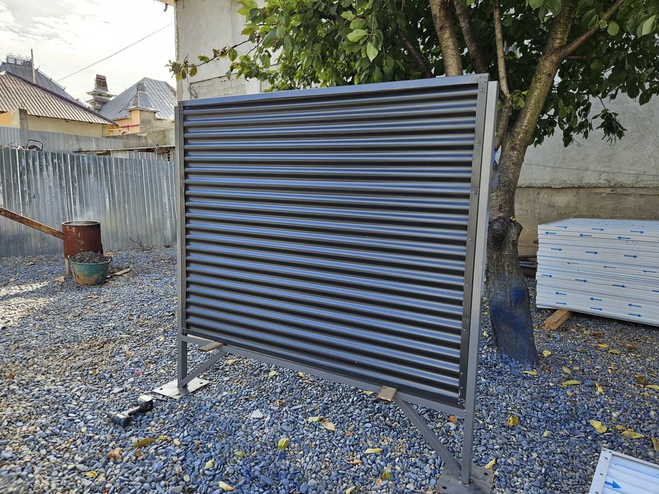 Vând panouri de gard din tabla ondulata, garaje auto