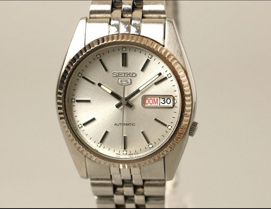 Seiko 5 Date just  - Automatic