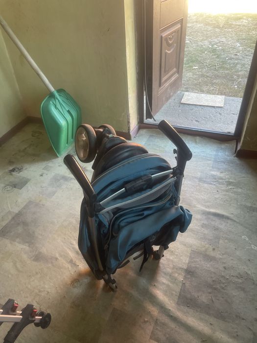 Коляска прогулочная