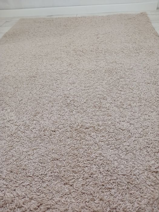 Ковер в отличном состояние