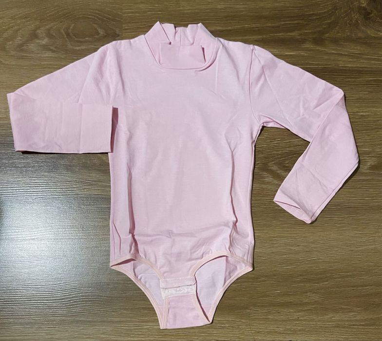 Нови и употребявани дрехи за момиче 116 см