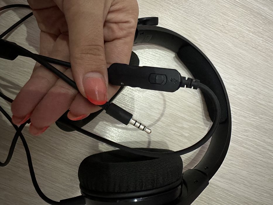 Игровая мышь игровой коврик наушник xyper x