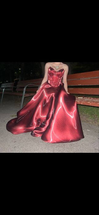 Течна бална рокля Caviar couture