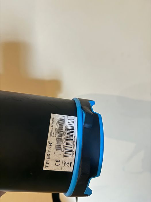 Boxă portabilă. Se aude foarte tare