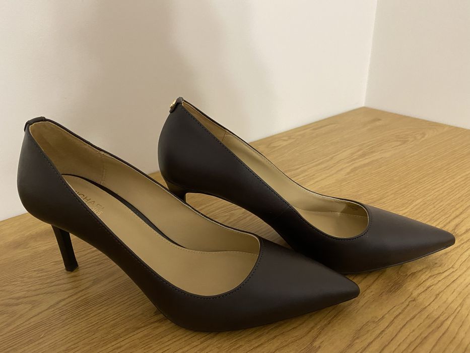 Michael kors естествена кожа