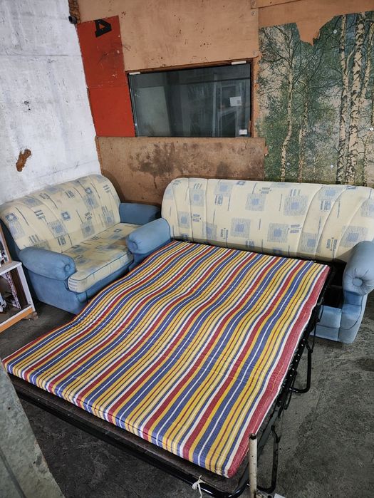 Холова гарнитура , дивани и табуретки