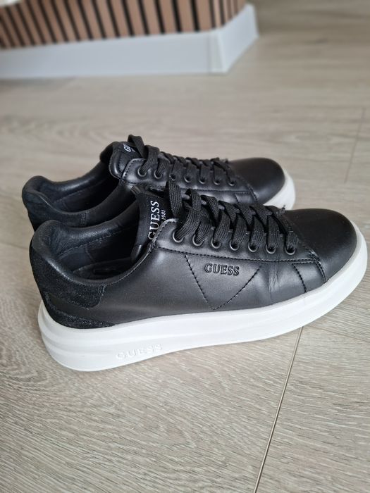 Дамски кецове Guess Elbina