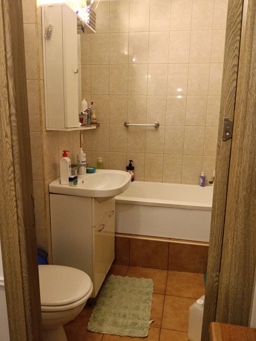 3 camere,decomandat,1978,et.3 ,sector 4,Berceni