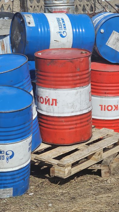 Бочка 200 литр .
