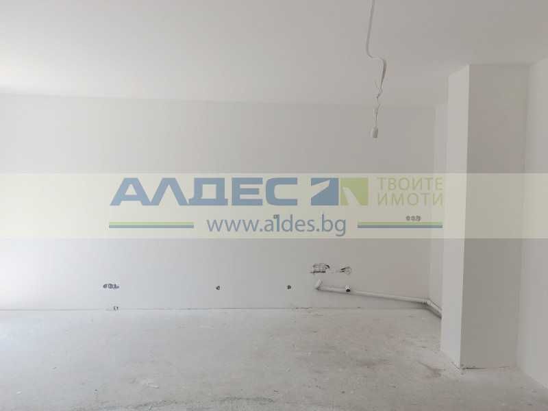 Чисто нов тристаен ап. в Красно Село!