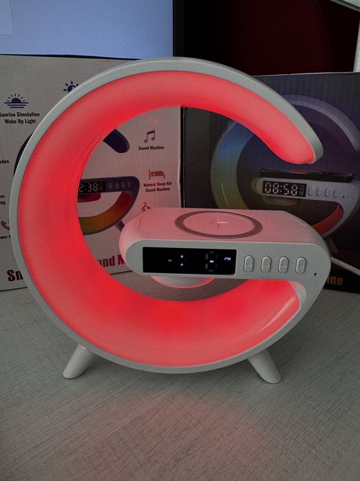 Ceas RGB cu radio