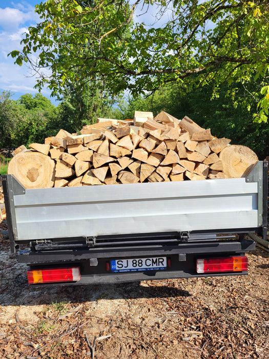 Depozit lemn foc JIBOU