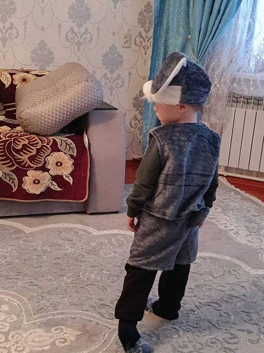 Корнавальный костюм,новый