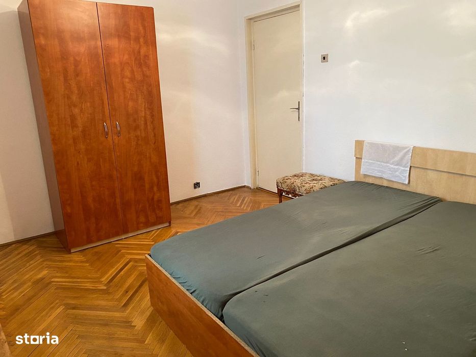 Apartament 4 camere,cu parcare, Calea Victoriei/TURDA