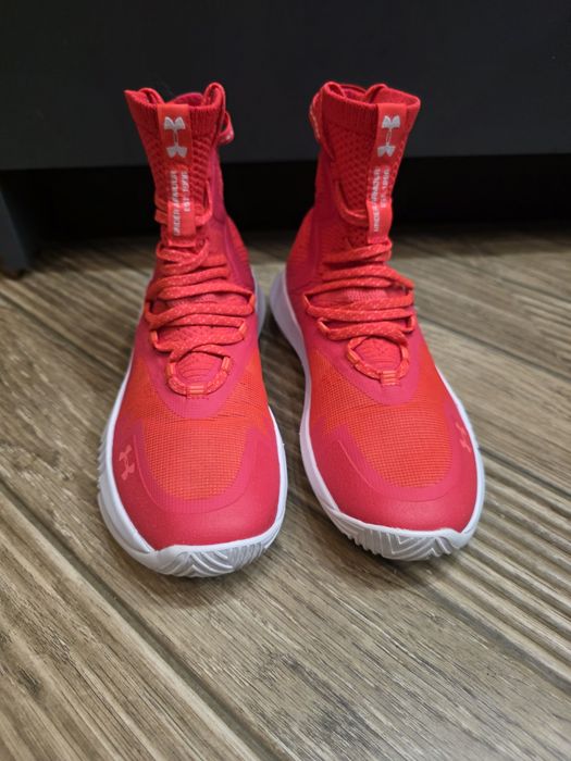 Дамски маратонки UNDER ARMOUR