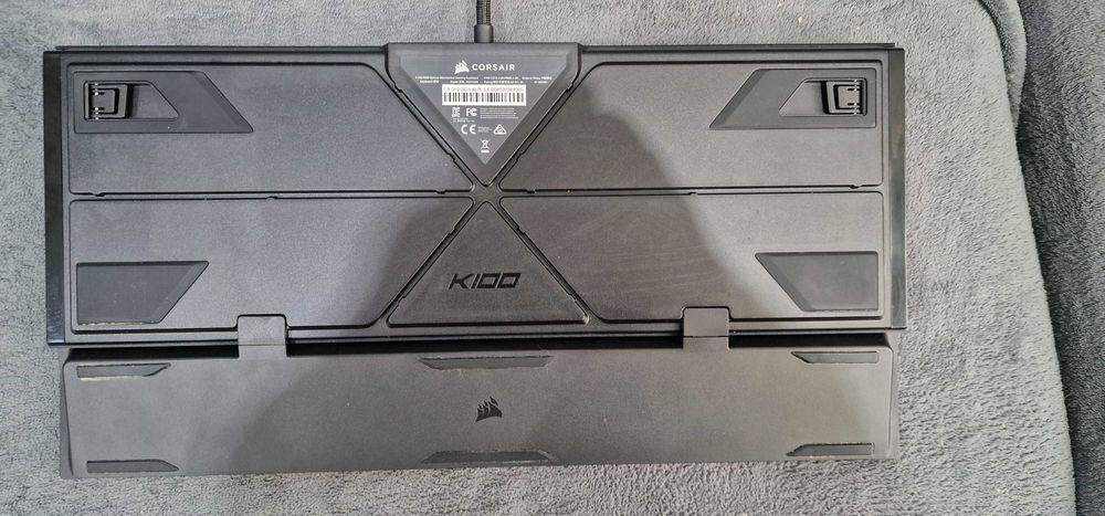 Оптично-механична игрална клавиатура K100 RGB — CORSAIR OPX — черен